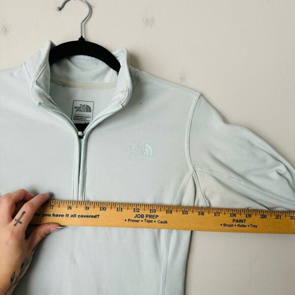 The North Face 1/4 zip lightweight top sweater womans small - Picture 3 of 9